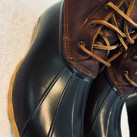 Brand New Waterproof Ankle Boots - Size 10W - By SPERRY - Box 18 - Picture 2 of 5